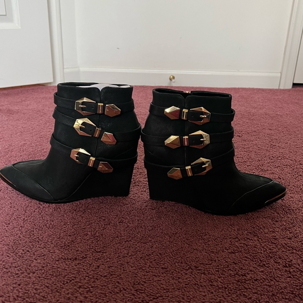 NWOT Vince Camuto Black Suede Wedge Ankle Boots